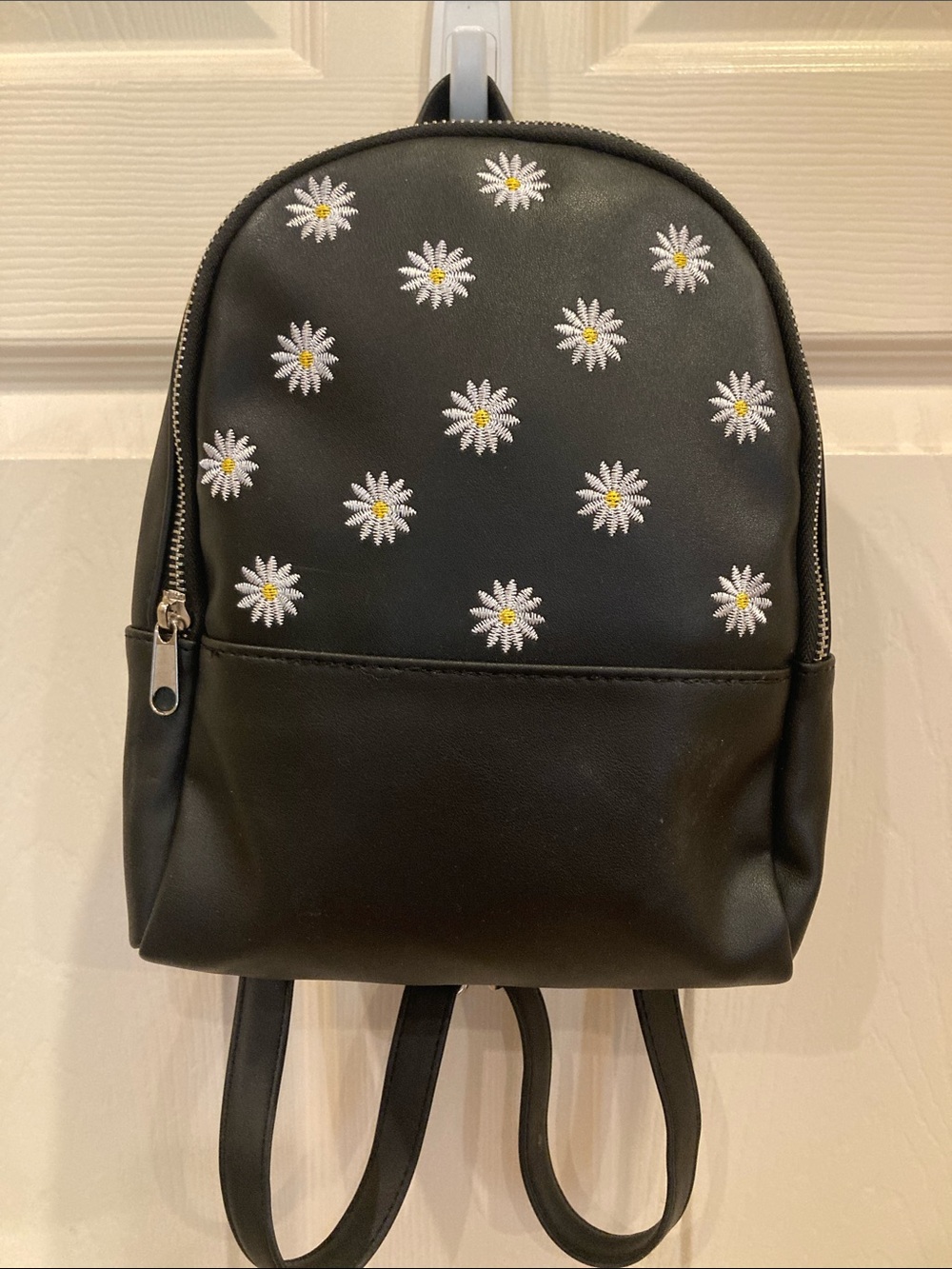 art class Black Mini Backpack with White Daisy Embroidery